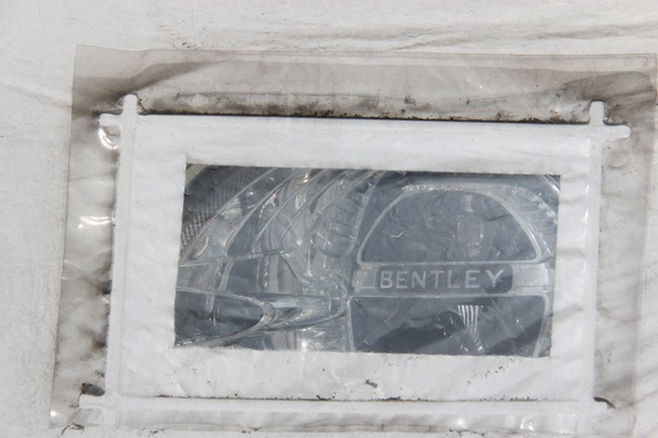 Nhiều xe sang đang xếp hàng tại cảng Hải Phòng